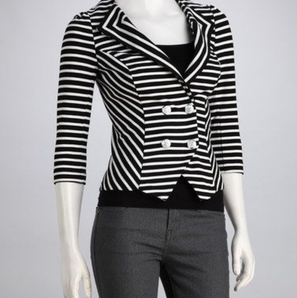 Rampage Jackets & Blazers - Rampage Black & White Blazer Size Small🖤🖤